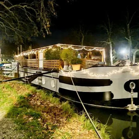Peniche Chaleureuse Avec Jacuzzi Centre * Toulouse